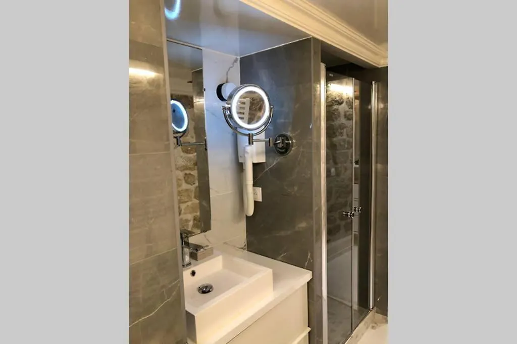 Loft Nazareth Quartier Du Marais Apartment Paris France